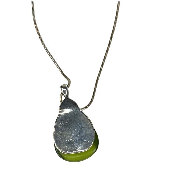 VTG Silver Tone & Green Glass Tiger Eye Teardrop Pendant NECKLACE 16-19" Adjusts - Picture 4 of 7